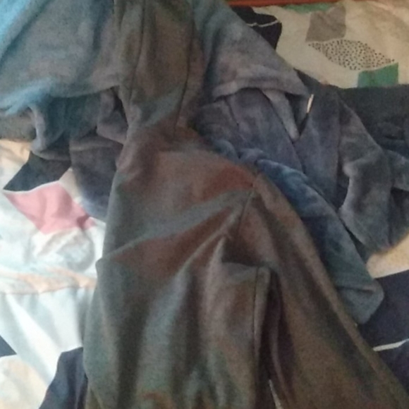 Nike hoodie, size:large, color:gray - Picture 3 of 4